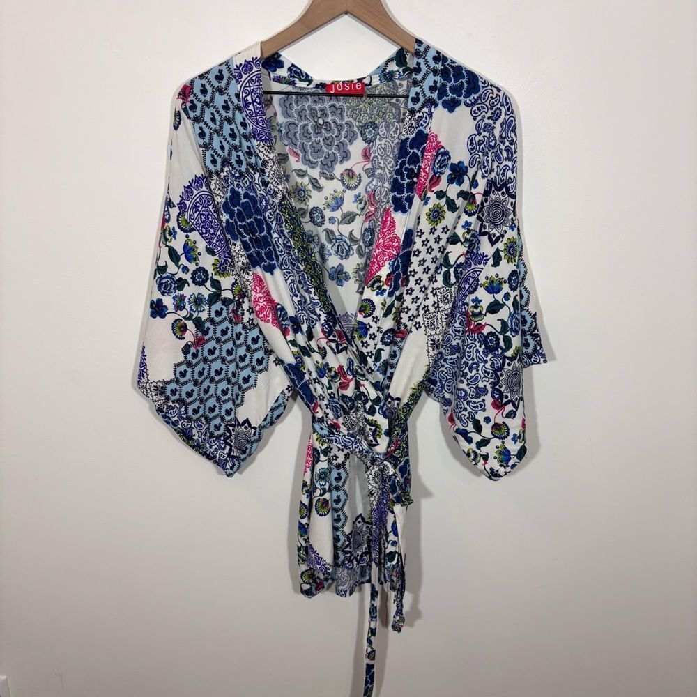 Josie by Natori Size Large Belt Tie Kimono Robe Mixed Patters